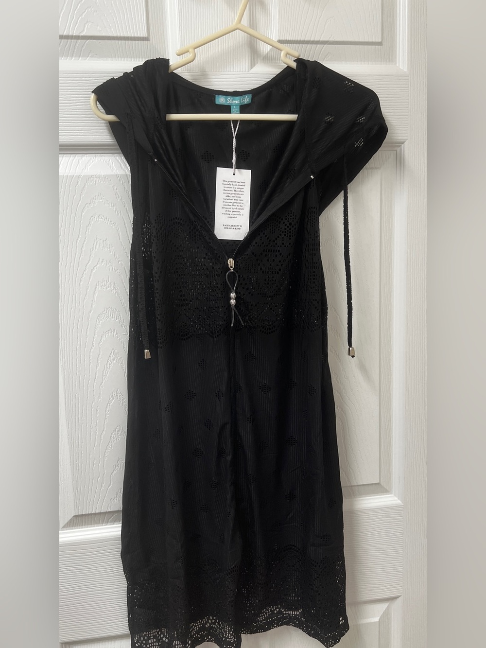 Shore Life Beach Cover-Up Hooded Dress in Black. Sexy (L)